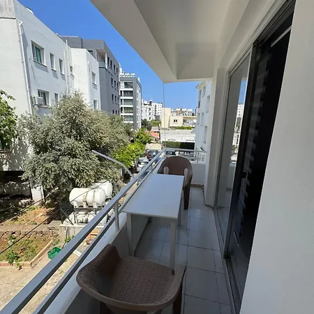Center 3 Bedroom Flat Steps From Kyrenia *